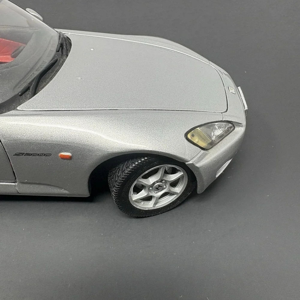 Honda S2000 RHD Right Hand Drive 1:18 Diecast Model Car Silver Opening Parts